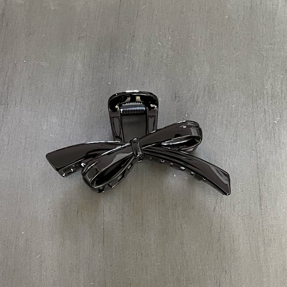 Black Bow Glossy Ribbon Coquette Girl 4" Large Lobster Claw Hair Clip Classic - Picture 1 of 4